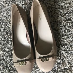 Cole Haan women wedge pum